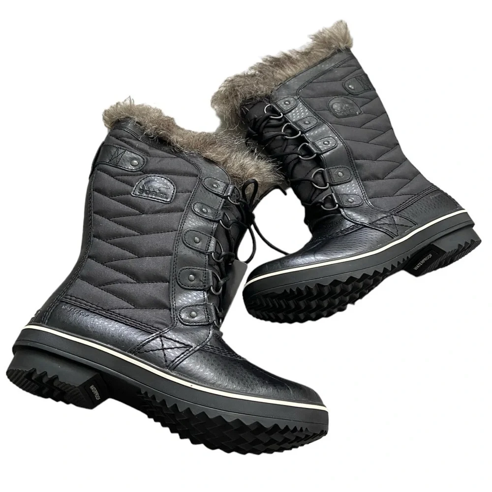 NWT Sorel Tofino II Faux Fur Lined Waterproof Boot Black